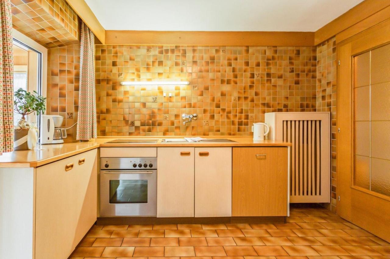 Villa Alpina Apartments Santa Cristina Val Gardena Ngoại thất bức ảnh
